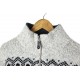 Šviesus vilnos megztinis su raštais